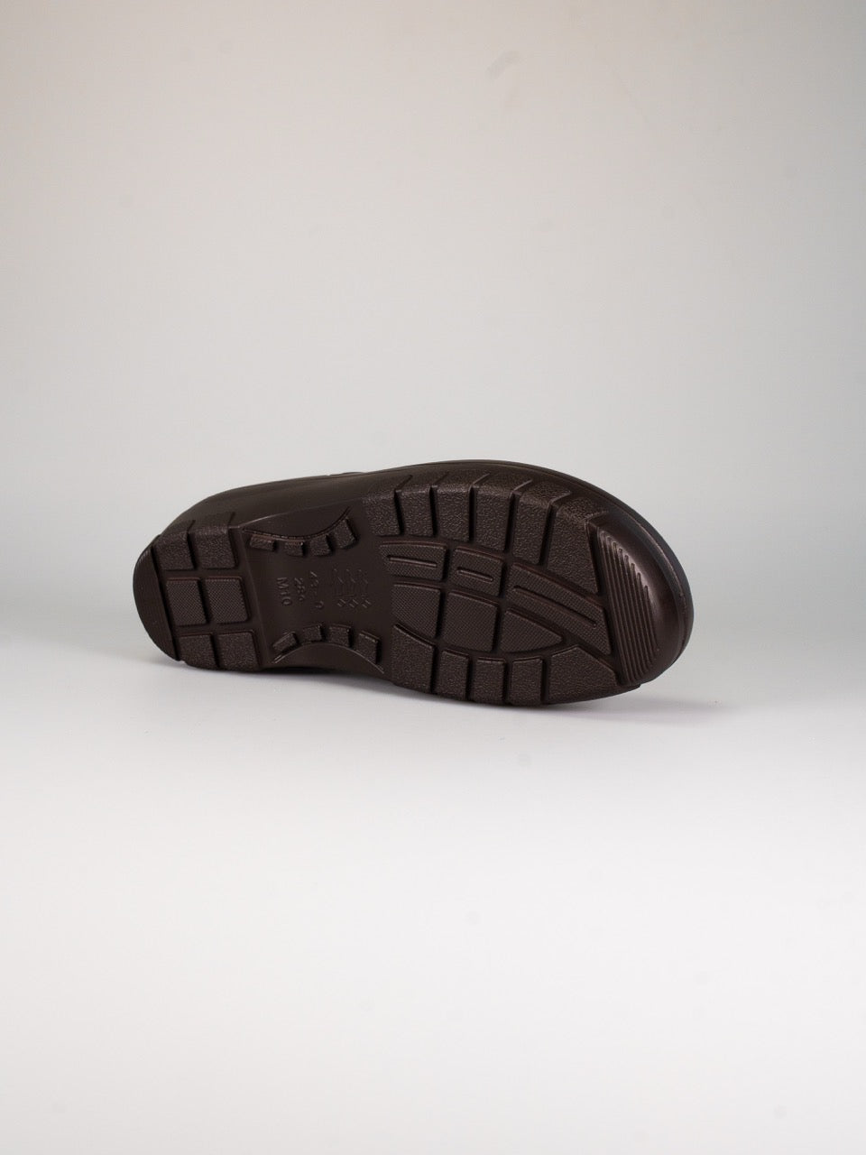 Antislipzool met laddergrip van de Rocker Gardy Cork Brown tuinklomp